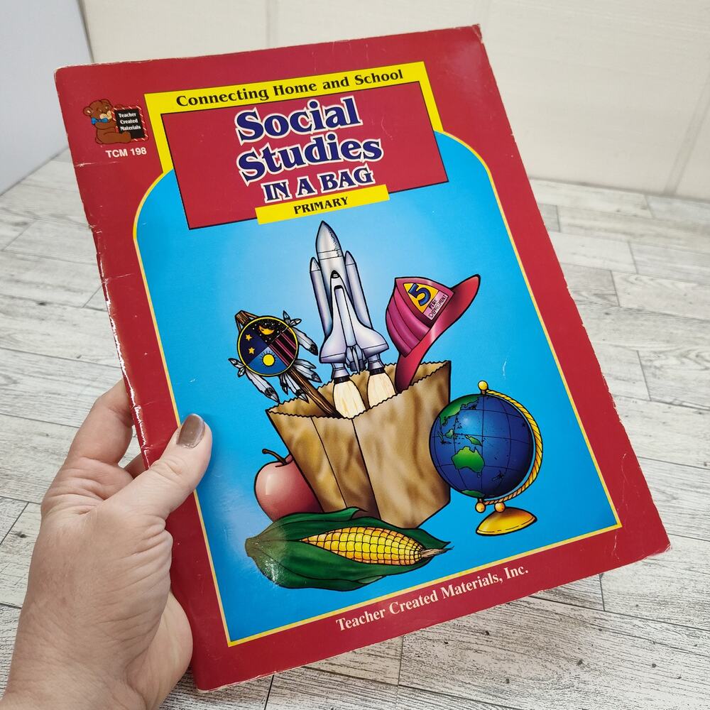 Social Studies In A Bag PRIMARY GRADES 1995 Vtg Teacher Created Materials‎